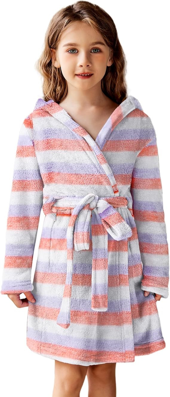 Arshiner Boys Girls Flannel Bathrobes Soft Fuzzy Hooded Robe Sleepwear with Belt for Kids | Amazon (US)