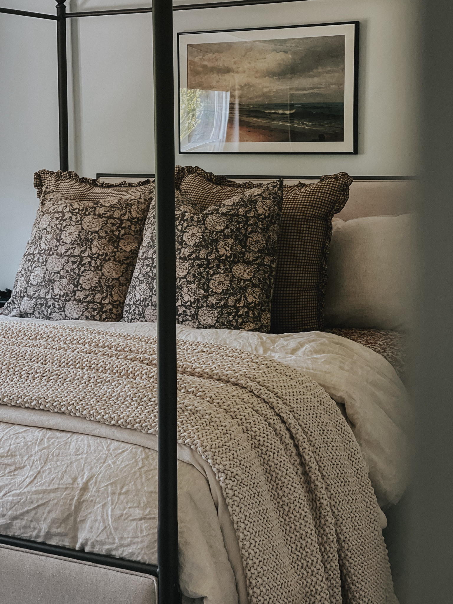 Target circle week: 30% off my favorite comforter and the viral knit blanket that totally lives up to the hype 🤩 plus pillows are buy one get one 50% off 👏🏼#LTKSummerSales

#LTKHome #LTKSaleAlert