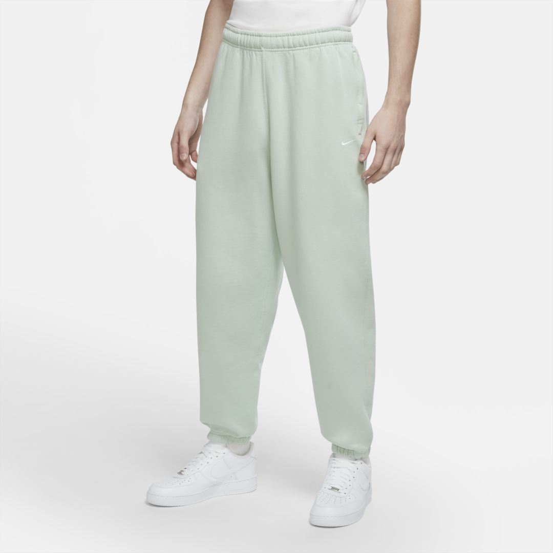 NikeLab Men's Washed Pants (Pistachio Frost) | Nike (US)
