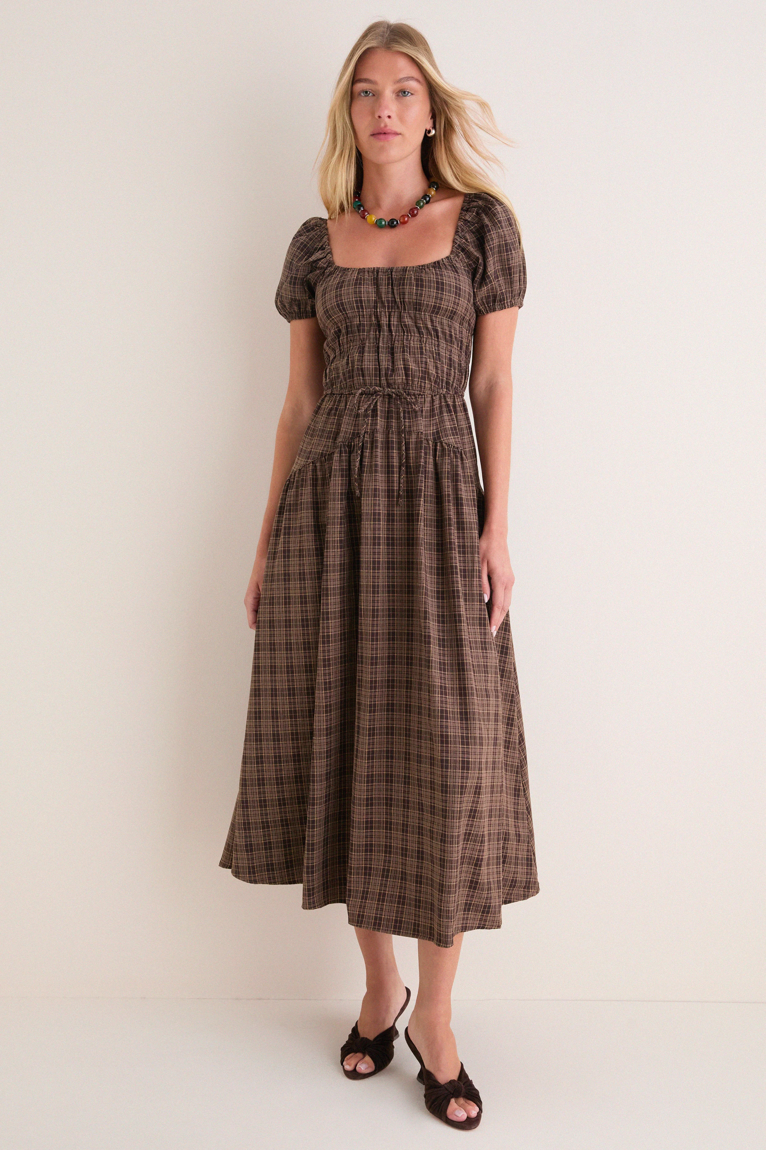 Mocha Multi Sweetheart Neck Puff Sleeve Midi Dress | Tuckernuck (US)