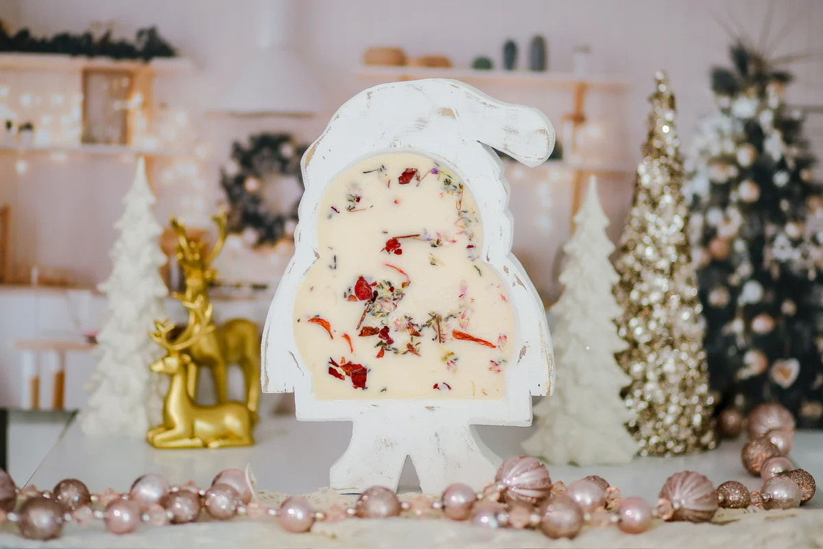 Santa Claus Dough Bowl Candle | Abandoned Cakes