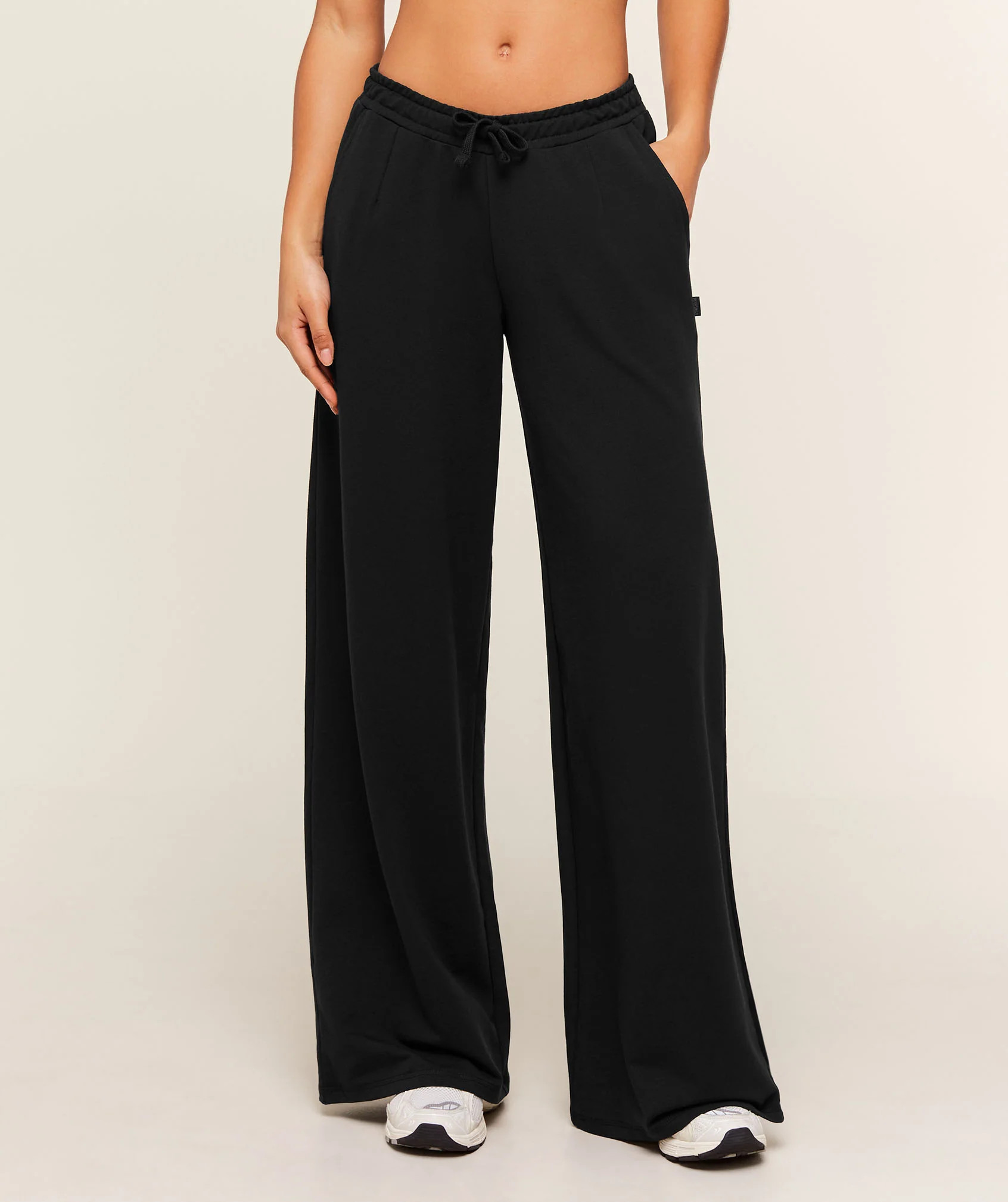 Lightweight Wide Leg Pant Tall | Gymshark UK
