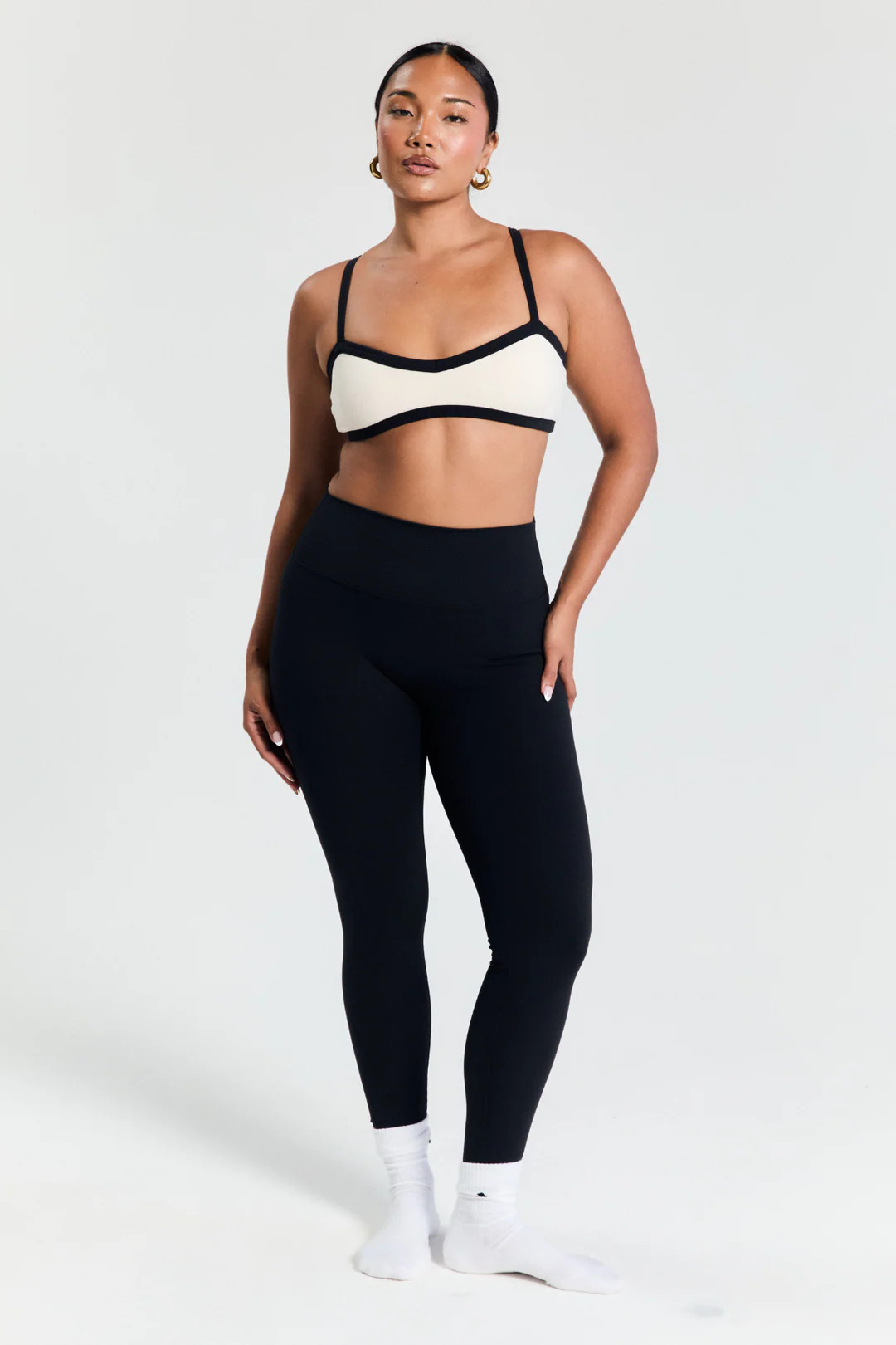 Black/Cream Outline Crop | All for Mimi