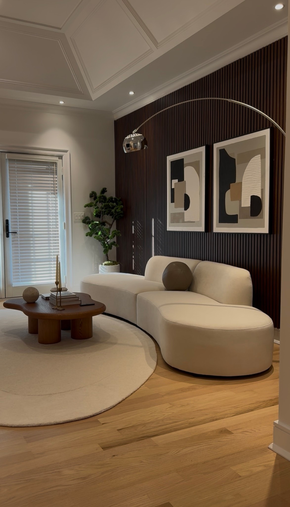 Fall styling made easy 🍂 This ivory rug brings the perfect cozy layer for cooler days, while the warm wood console feels so seasonal and timeless. The black chandelier adds that moody autumn character I love. It completely transformed the space. Wayfair always delivers on fall-ready favorites!
@wayfair  @shop.ltk #liketkit #Wayfair #ad