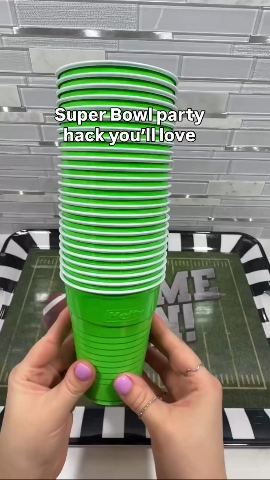 Super Bowl party hack that takes literally 30 seconds 🏈💚

Grab green cups + add quick white “field lines” (paint pen or tape) and stick in striped straws… and suddenly your drinks look SO festive.

✔️ No extra serving dishes needed
✔️ Looks like you planned ahead
✔️ Works with any drink cups

Perfect for Super Bowl party ideas, football party drinks, game day party decor, last-minute hosting, and making a basic setup feel way more fun without extra work.

Follow @sparklinginstyle for more easy party + holiday ideas ✨

#superbowlpartyideas #gamedaydecor #easyhosting #footballparty #partyideas

Super Bowl party ideas, football party drinks, game day party decor, easy hosting hacks, last minute party setup