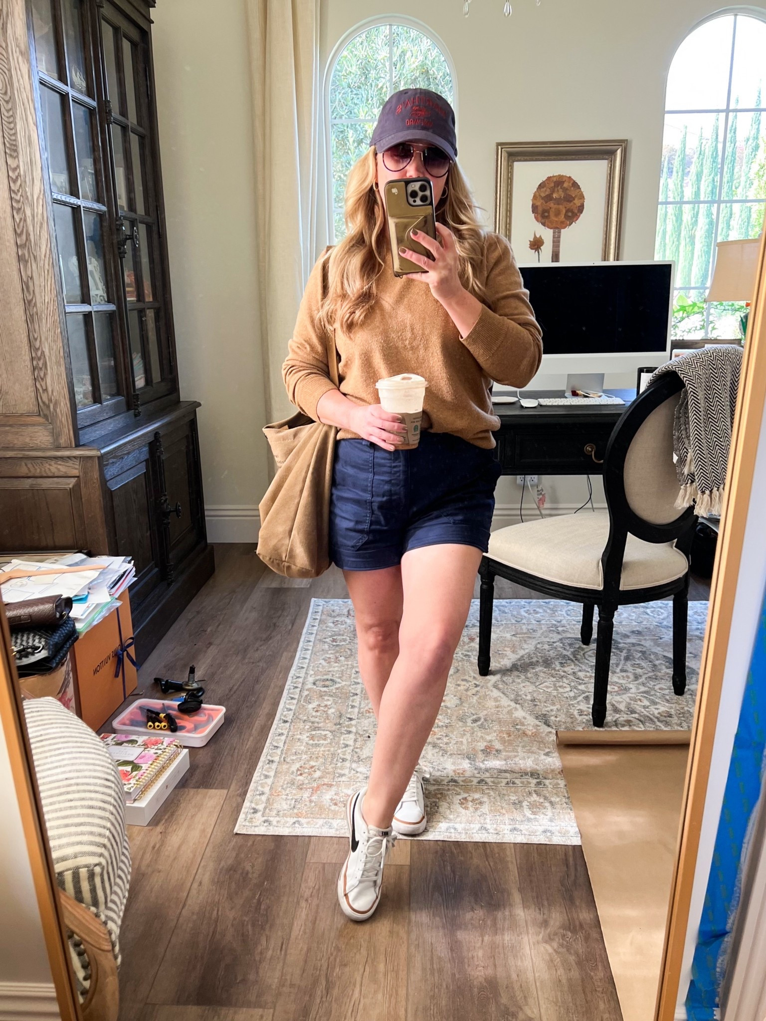 School drop off outfit 📚🚌

#LTKShoeCrush #LTKStyleTip #LTKItBag