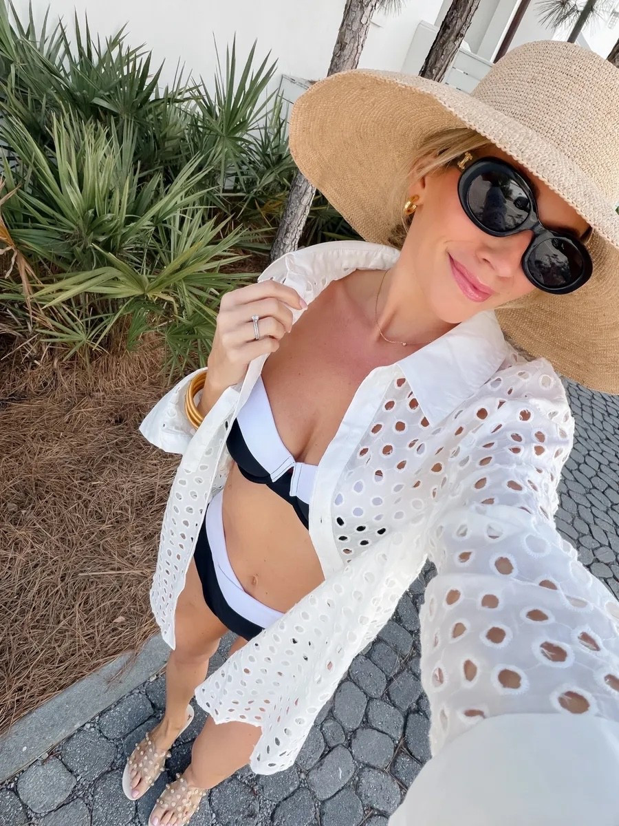 This swimsuit look is giving Meredith Blake and I am not mad about it! This cover-up makes me look even more elevated for a day by the pool! ☀️

#LTKootd #LTKSwim #LTKPetite