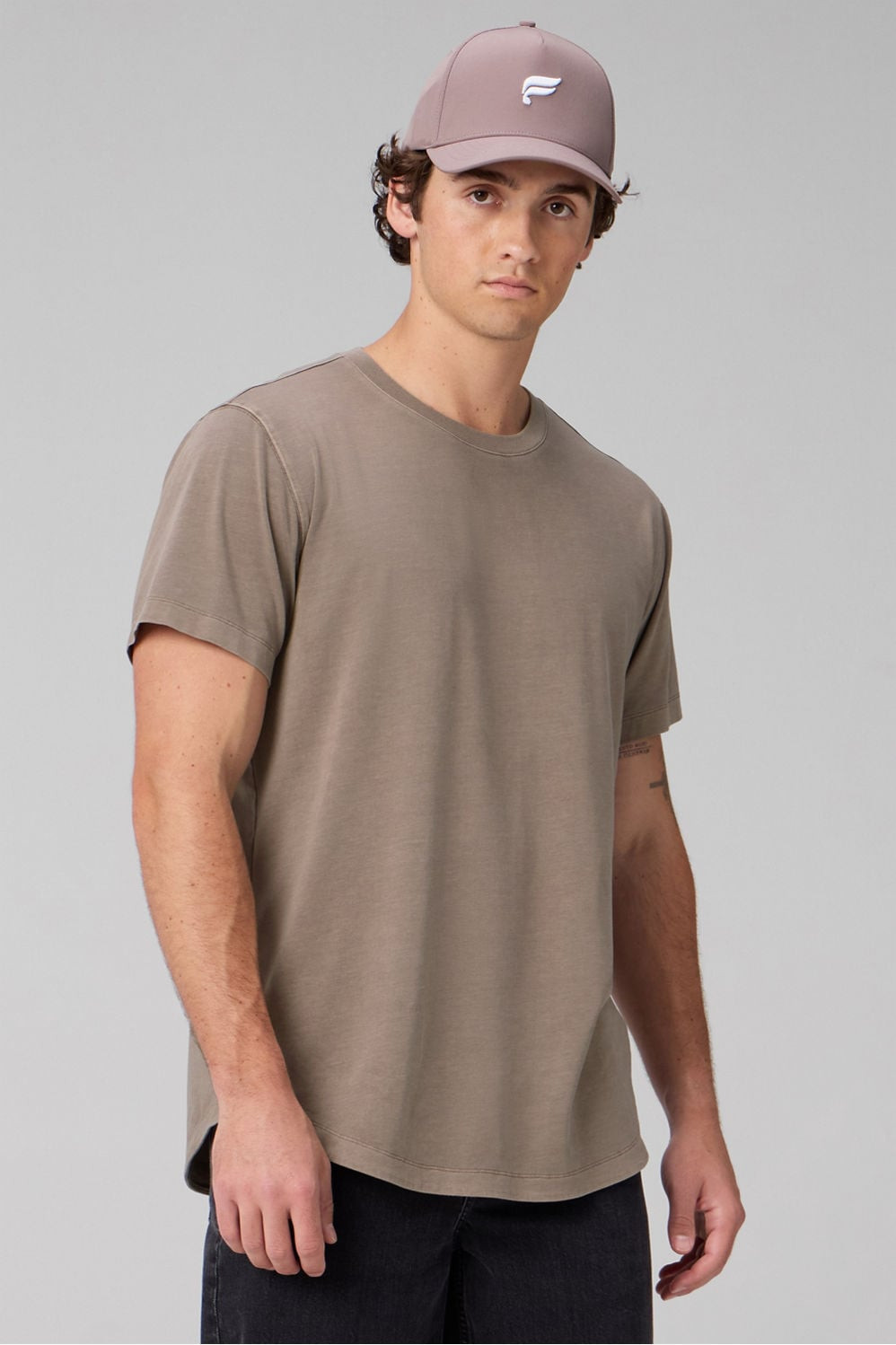 The 24-7 Tee (Curved Hem) | Fabletics