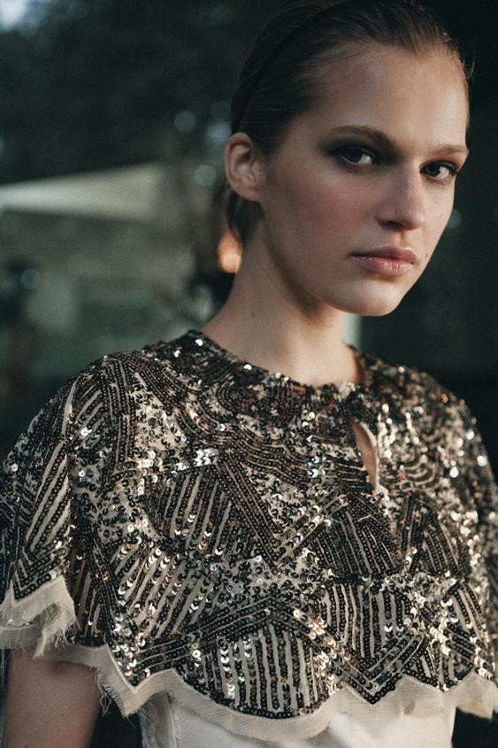 EMBROIDERED SEQUIN CAPE | Zara US