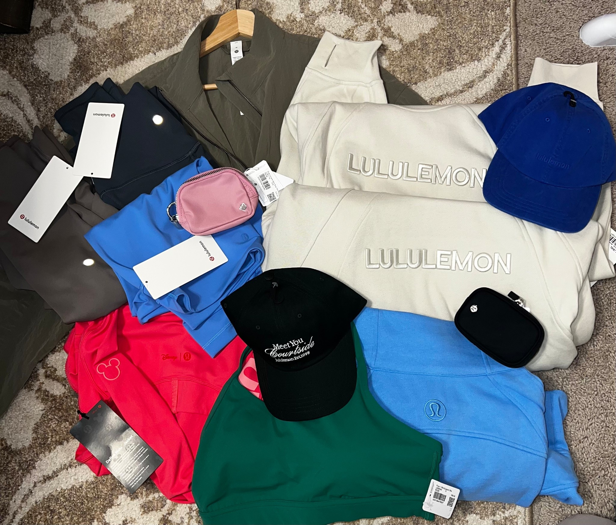 Lululemon has up to 40% off!
Shop Black Friday deals!

#LTKCyberWeek #LTKHoliday #LTKGiftGuide