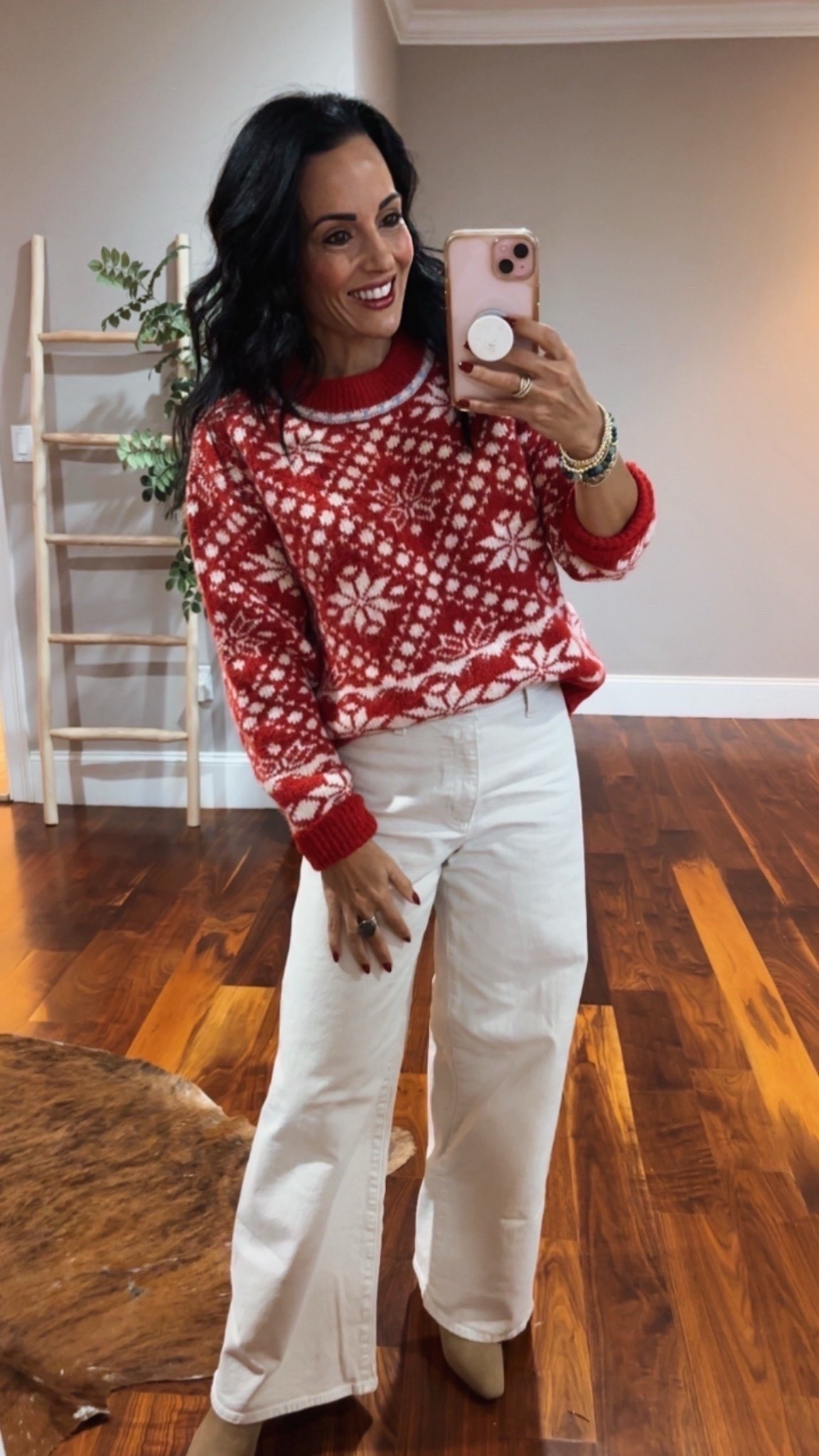 Sailor jeans on sale
Holiday snowflake sweater on sale 


#LTKHoliday #LTKSaleAlert #LTKFindsUnder50