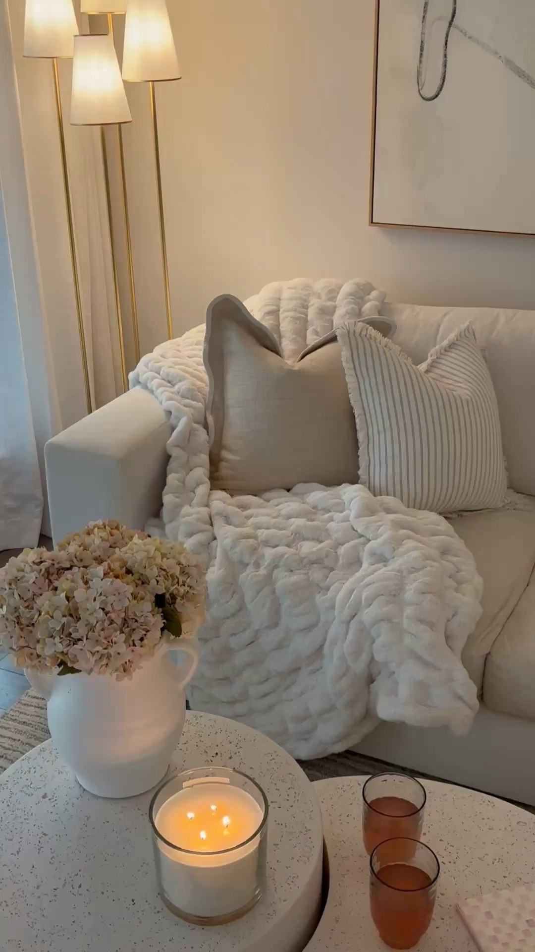 Cozy living room🤍 



Home decor, minimalism, neutral, interior design, throw pillows, throw blankets, sidneymarieduke 

#LTKHome