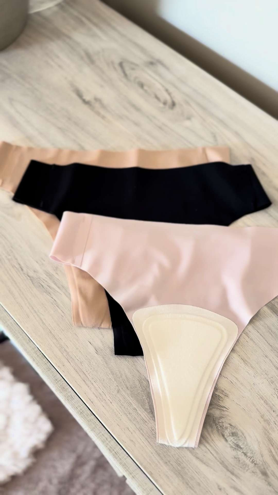 favorite no show thongs that are camel toe proof!!  

 