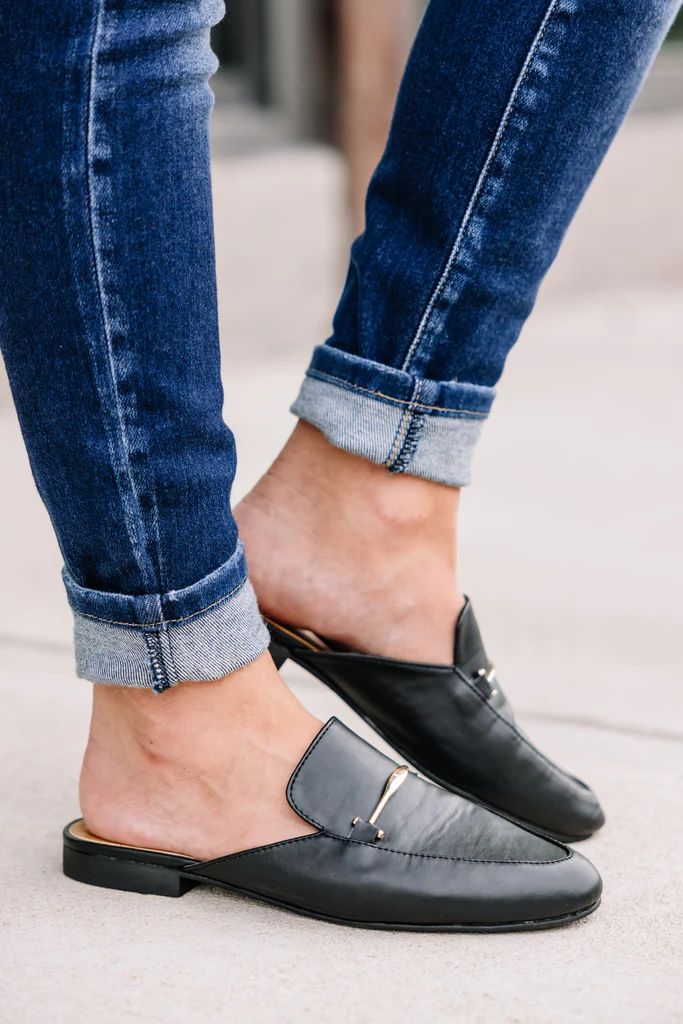 Be Your Own Boss Black Flat Mules | The Mint Julep Boutique