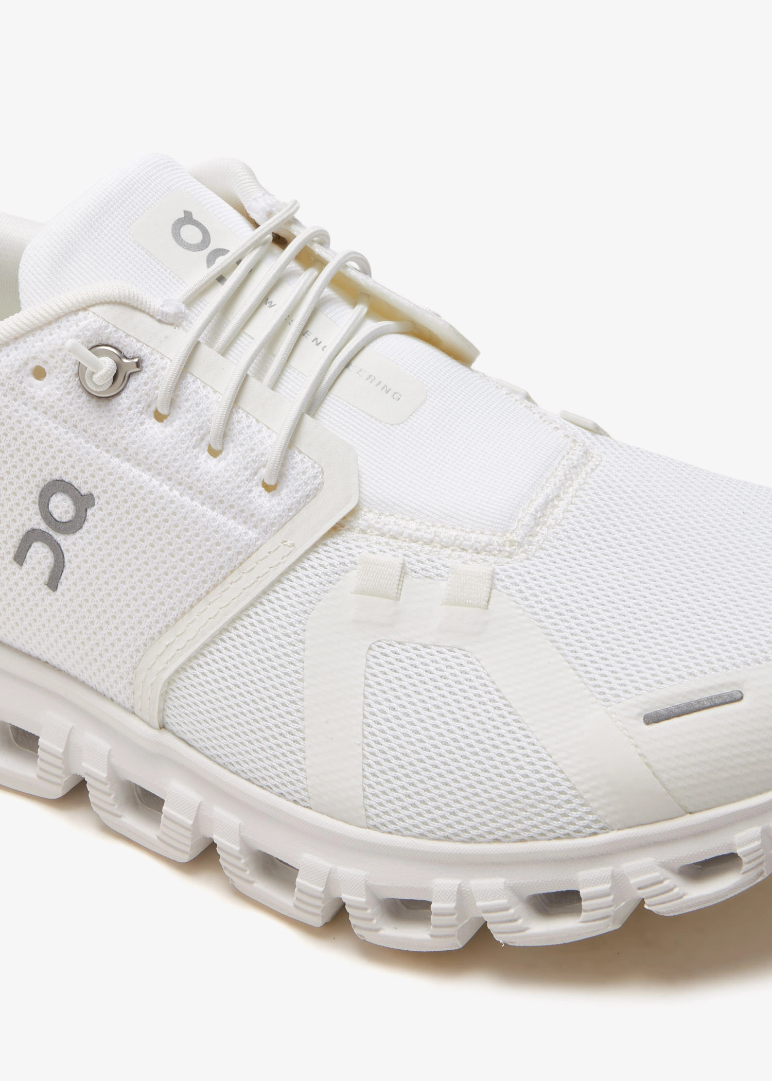 On | Level Shoes Global