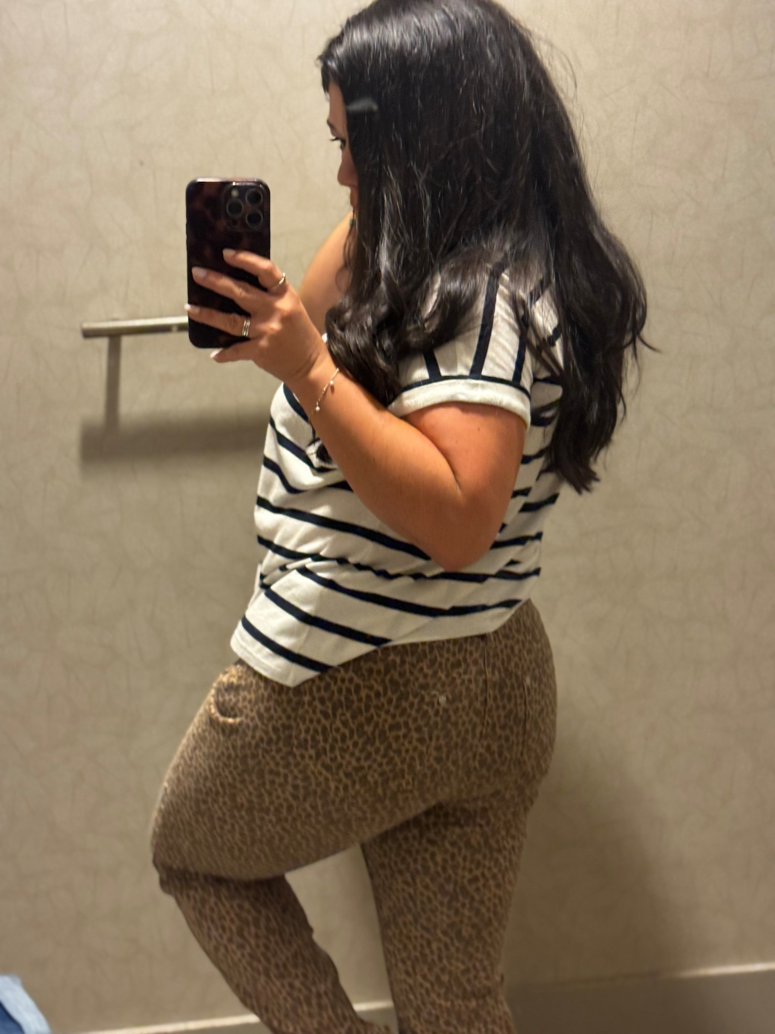 found my perfect pair of animal print jeans 🐆🐆 and found a great cotton t-shirt for casual/work wear 

#LTKMidsize #LTKPetite #LTKStyleTip