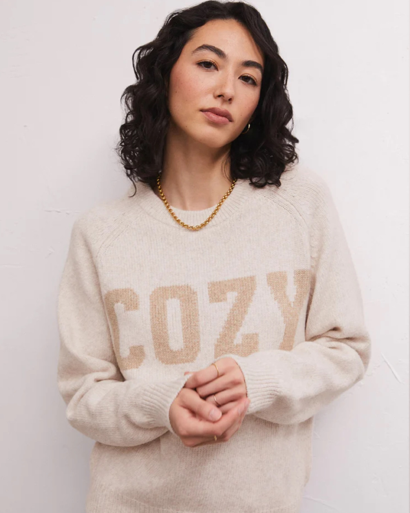 It’s actually called the “Lizzy Cozy Sweater” from Z Supply. 🤭 Say no more this literally has my (knick)name & motto written all over it.

Also linked some of my absolute favorites when it comes to achieving ultimate coziness! ☕️🧦🛌

#LTKGiftGuide #LTKfindsunder100 #LTKSeasonal