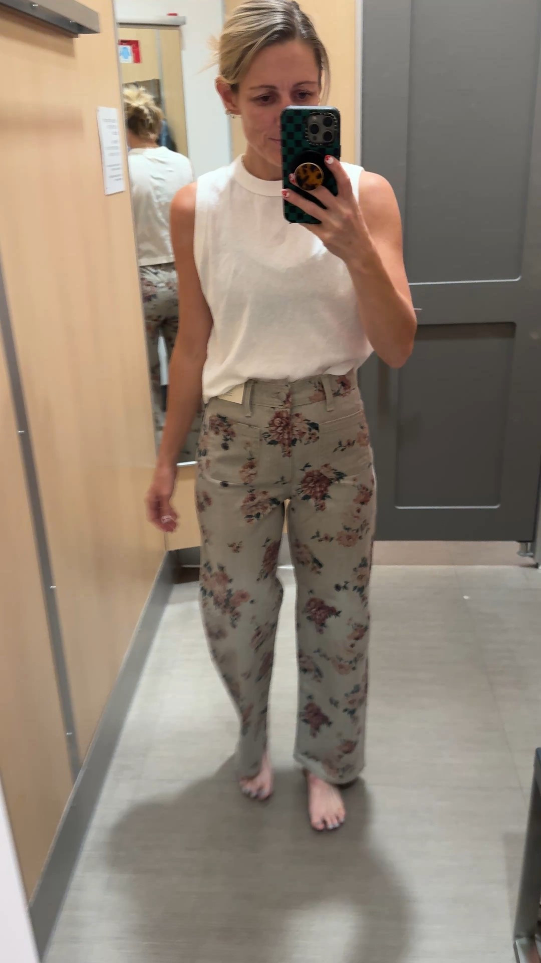 Target finds… These highrise floral denim straight leg jeans are so good!  I’m in between the size 2 and four in this photo online, but I love the fit of the two a little bit more snug.

#SpringOutfits #MomOutfitOutfits #TargetStyle #TargetFINDS #springDenim

#LTKmomlife #LTKFindsUnder50 #LTKSeasonal