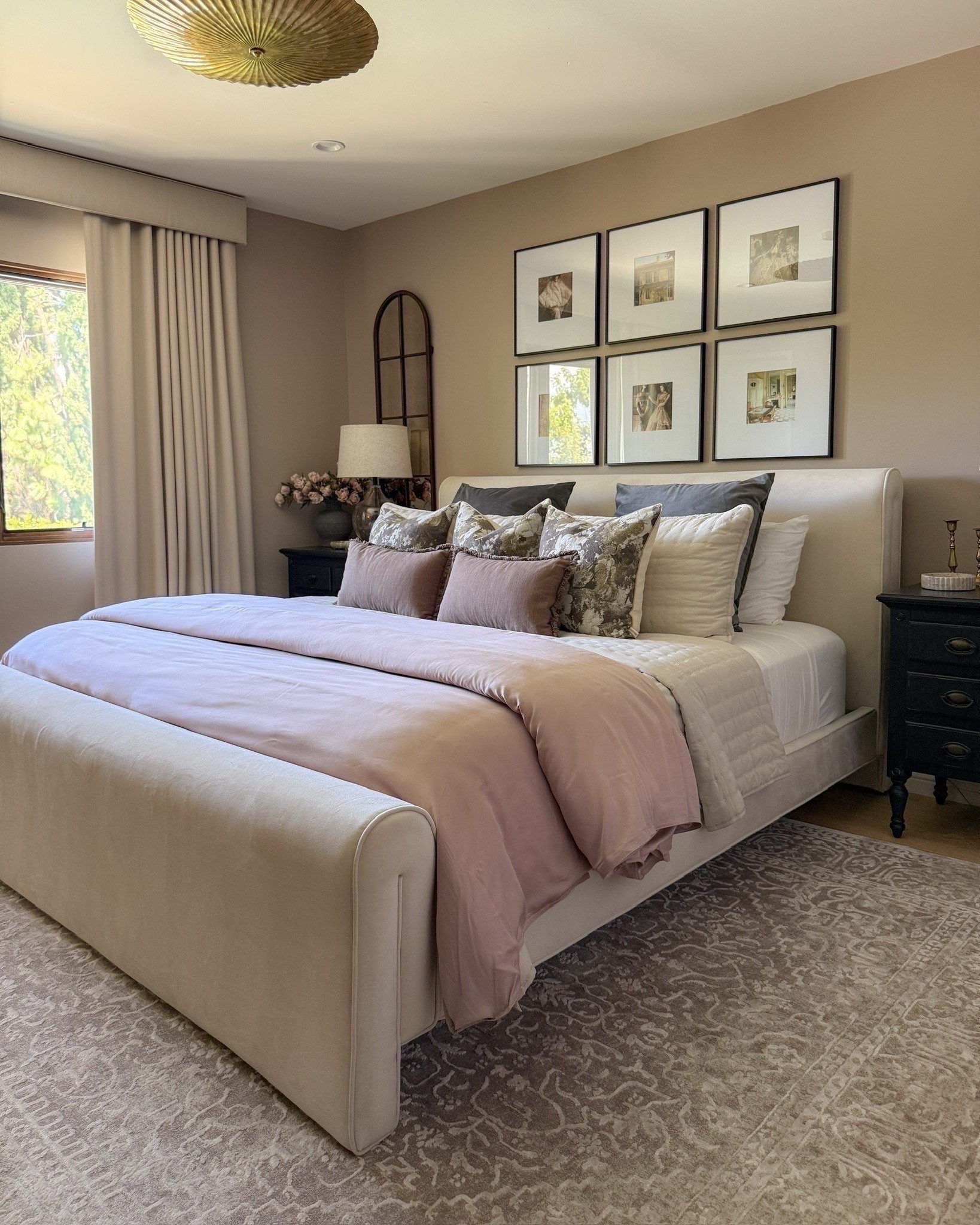My ivory velvet quilt on my guest bed is on sale at Amazon right now! It’s so soft and cozy without being too heavy. Perfect addition to your bedding. 🛏️

#LTKHome #LTKSaleAlert #LTKdayinmylife