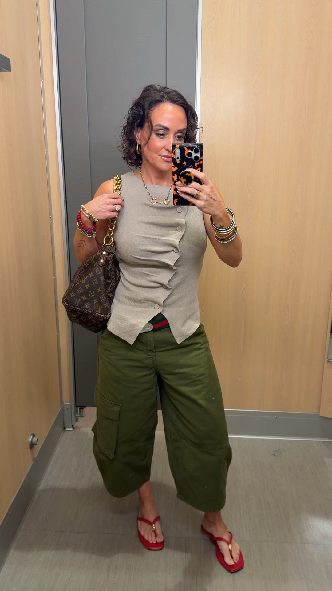S top, 2 shorts