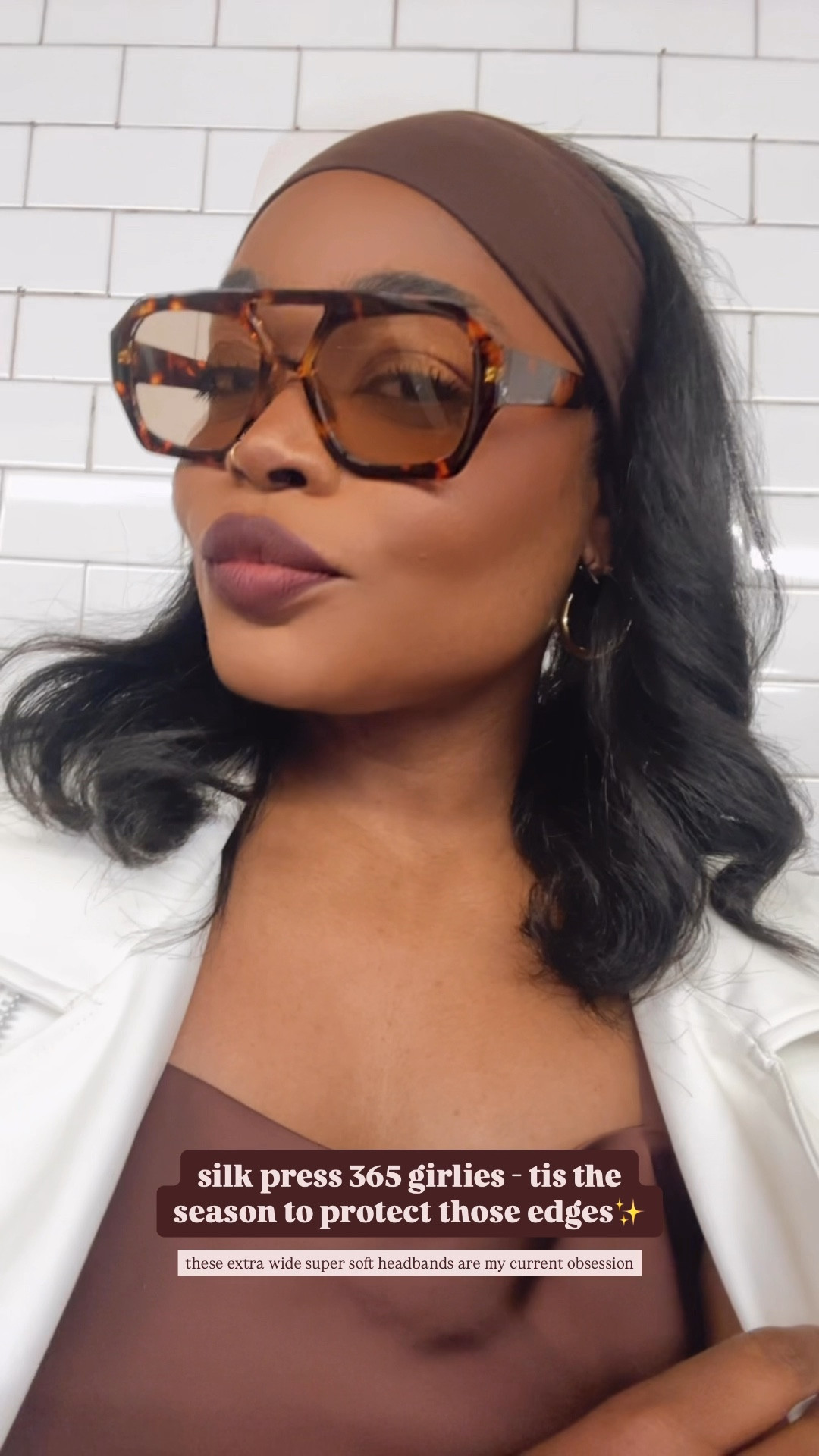 Since these extra wide headbands came in - I have been wearing them non-stop. Perfect for summer, when those edges get crazy and you dont have time for all that! 

#LTKBeauty #LTKStyleTip #LTKSeasonal