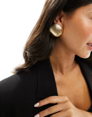 True Decadence textured circle 80s earrings in gold | ASOS (Global)