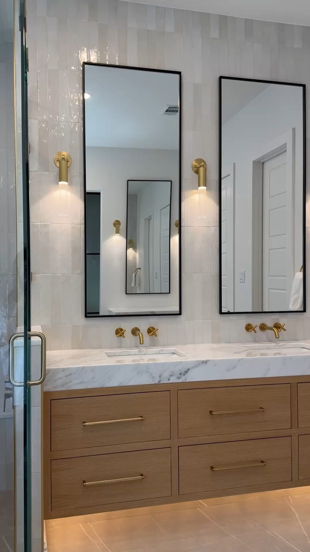 Bathroom reno reveal 🫶🏼