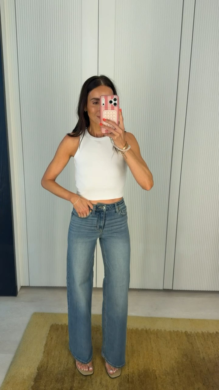Target jeans, I'm in size 2.

#LTKootd #LTKOver40