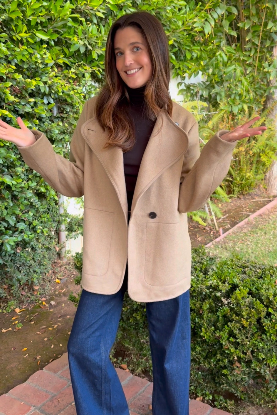 I love this coat from @everlane #everlane #ad