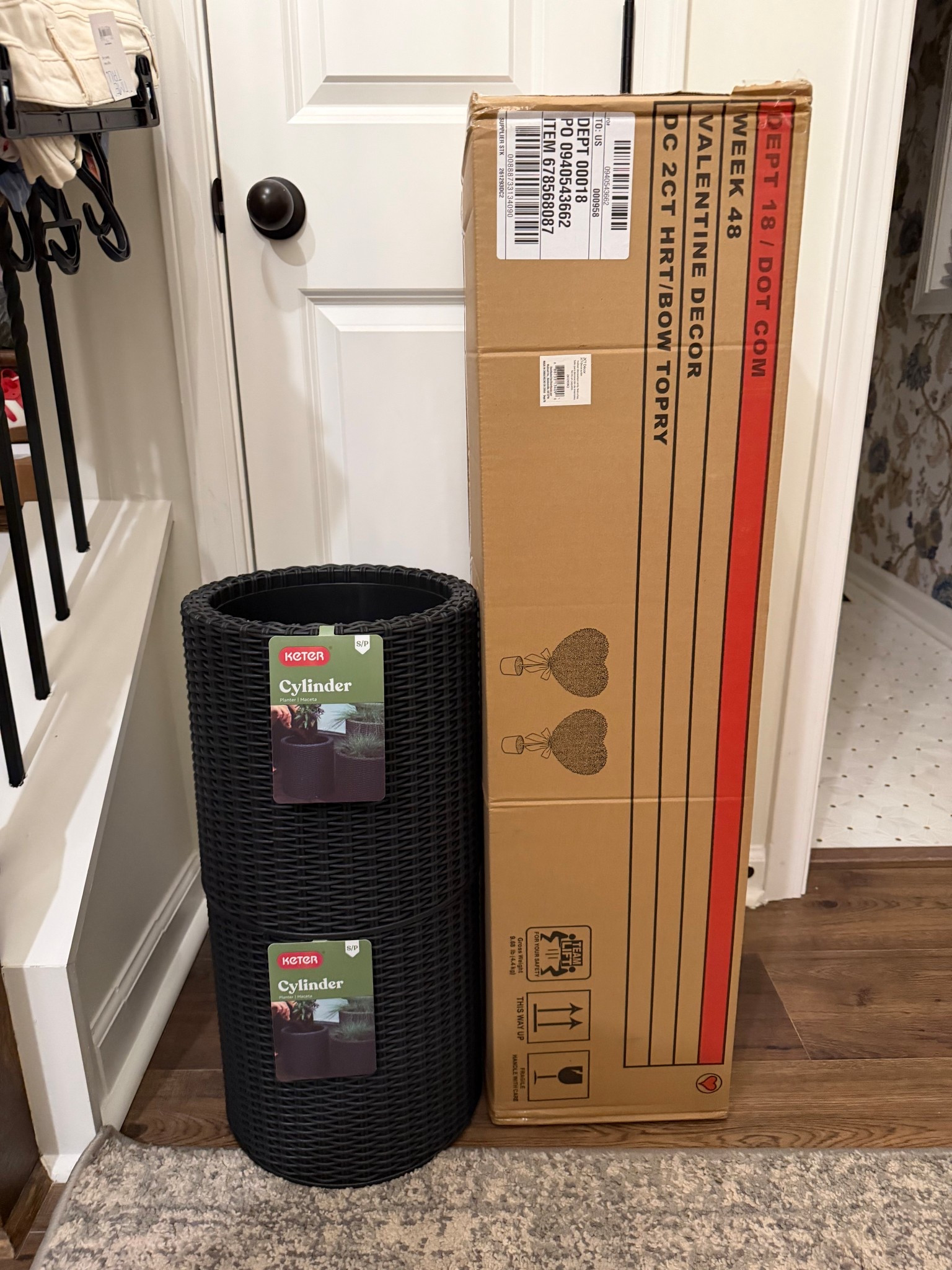 After searching and trying all the different designs, we decided on the small cylinder rattan planter for my outdoor heart topiaries… going out today!!! 💕💕💕

#LTKHome #LTKSeasonal #LTKdayinmylife