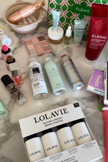 Mini makeup travel finds that are perfecting for packing or trying out before you invest in a larger size 

#LTKxelfCosmetics #LTKTravel #LTKBeauty