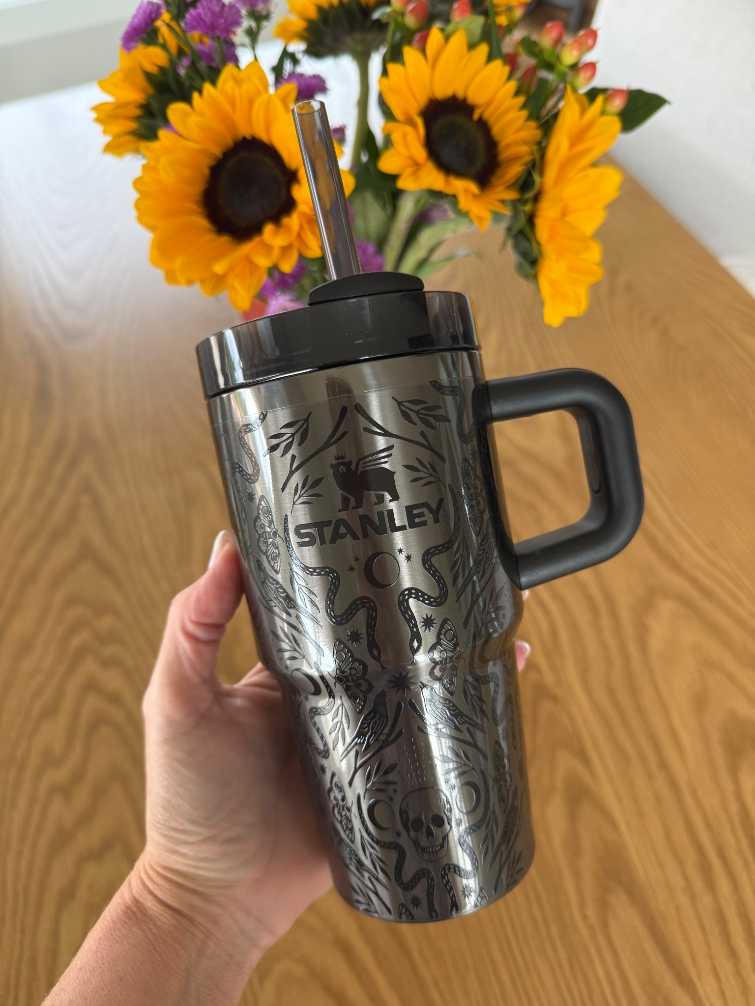 Just dropped!! 🖤💜
The new @Stanley_brand 20oz Quencher® H2.0 FlowState™ Tumbler in Deadly Damask and Purple Night Shine isn’t just a drinkware upgrade—it’s an energy. Metallic accents, tinted lids, and hours of ice-cold refreshment make every sip feel a little more enchanting. ✨

@Shop.LTK #liketkit

#LTKSeasonal #LTKTravel #LTKFamily
