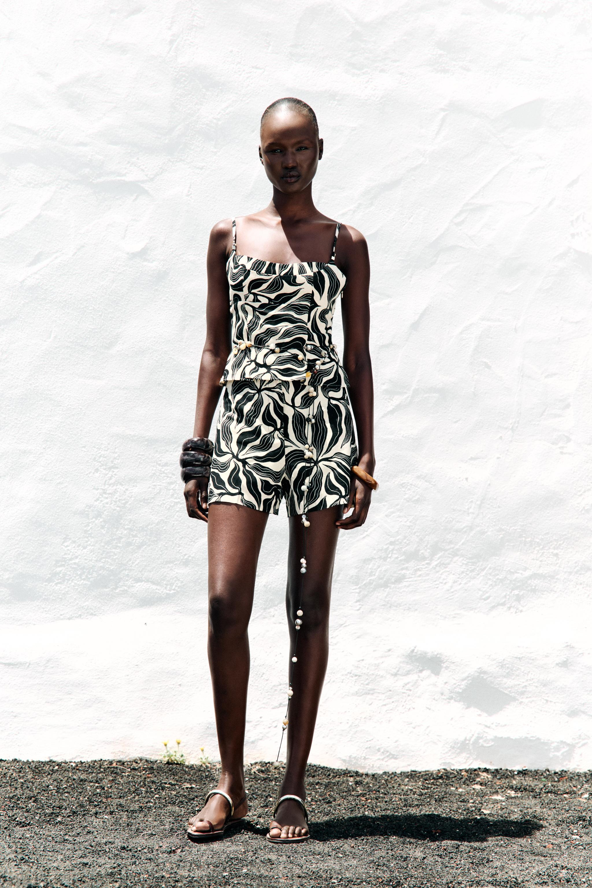 HIGH-WAIST PRINTED BERMUDA SHORTS IN A LINEN BLEND | Zara UK