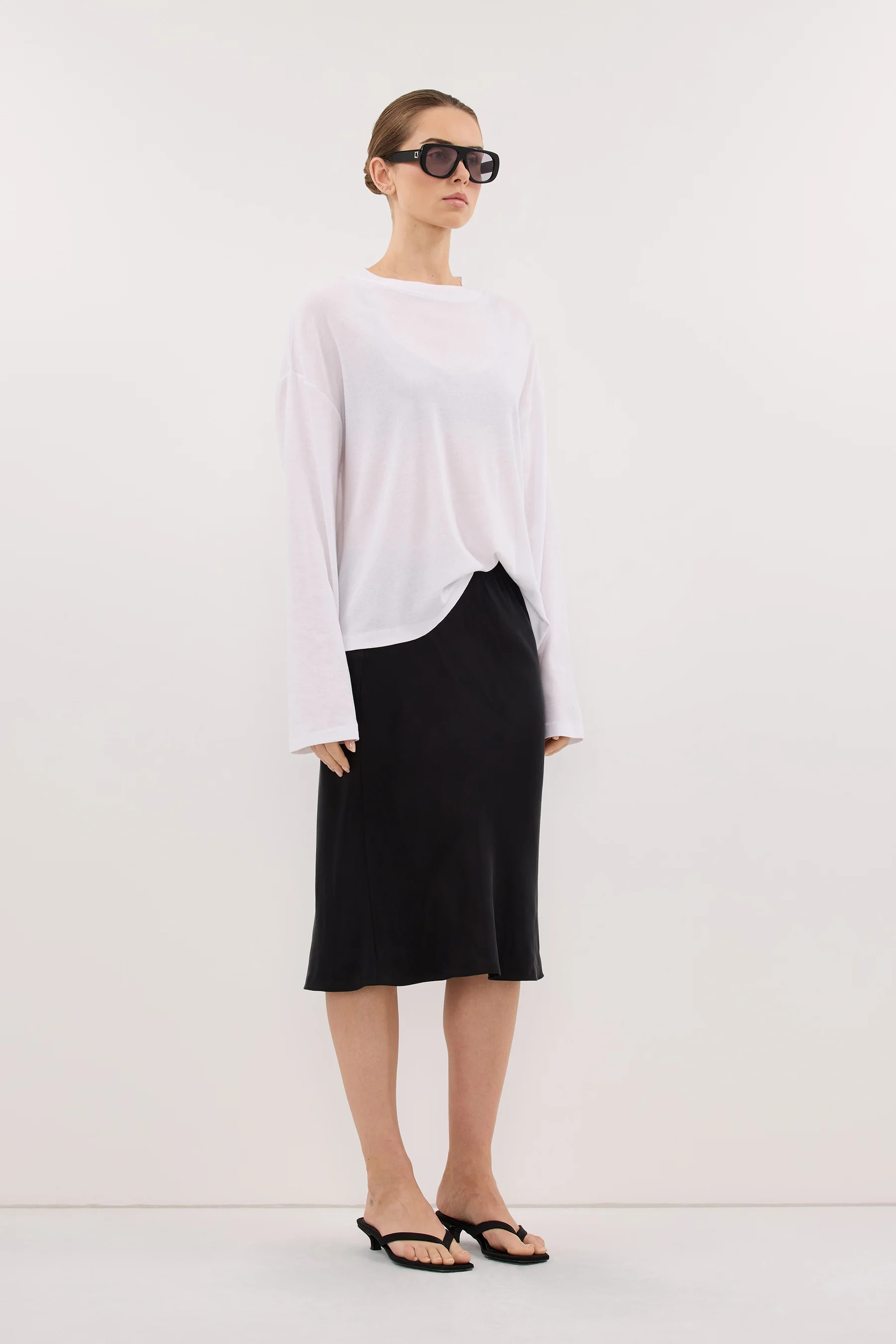 SLOANE WHITE SLEEVED CREW NECK KNIT | DISSH