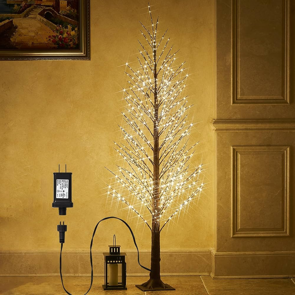 Fudios Lighted Alpine Tree Brown Willow 6FT 810 LED Fairy Lights,Artificial Winter Twig Trees Plu... | Amazon (US)