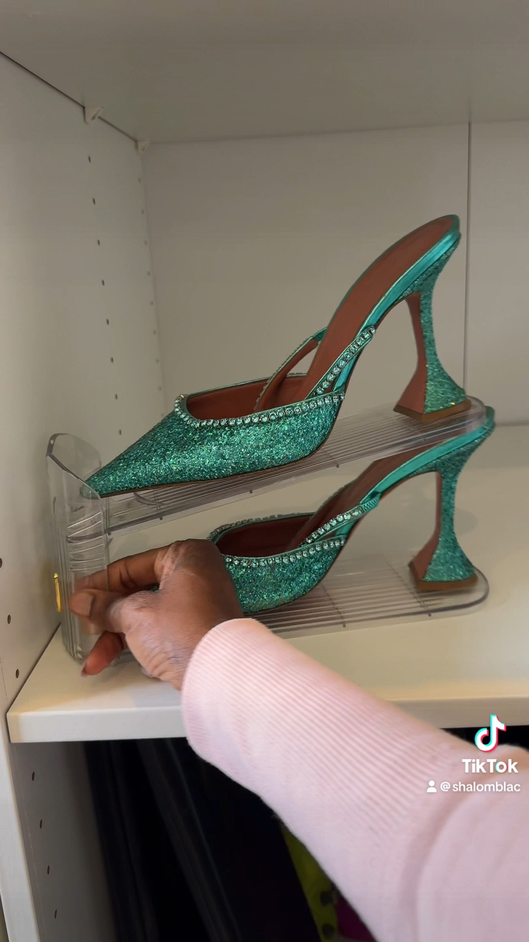 Organizing my shoes and making space for more 