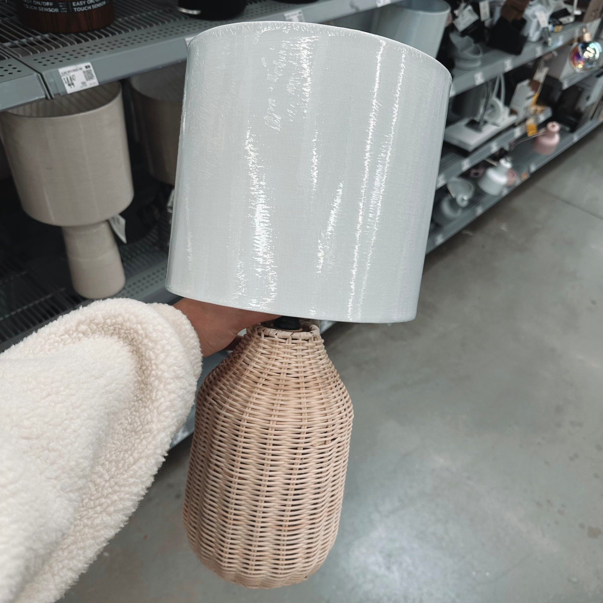 Woven Table Lamp ( perfect for a natural aesthetic! ) 

- 2 way switch 
- 5ft power cord 
- woven rattan
- given 5 stars by most buyers 

#LTKFindsUnder50 #LTKGiftGuide #LTKHome