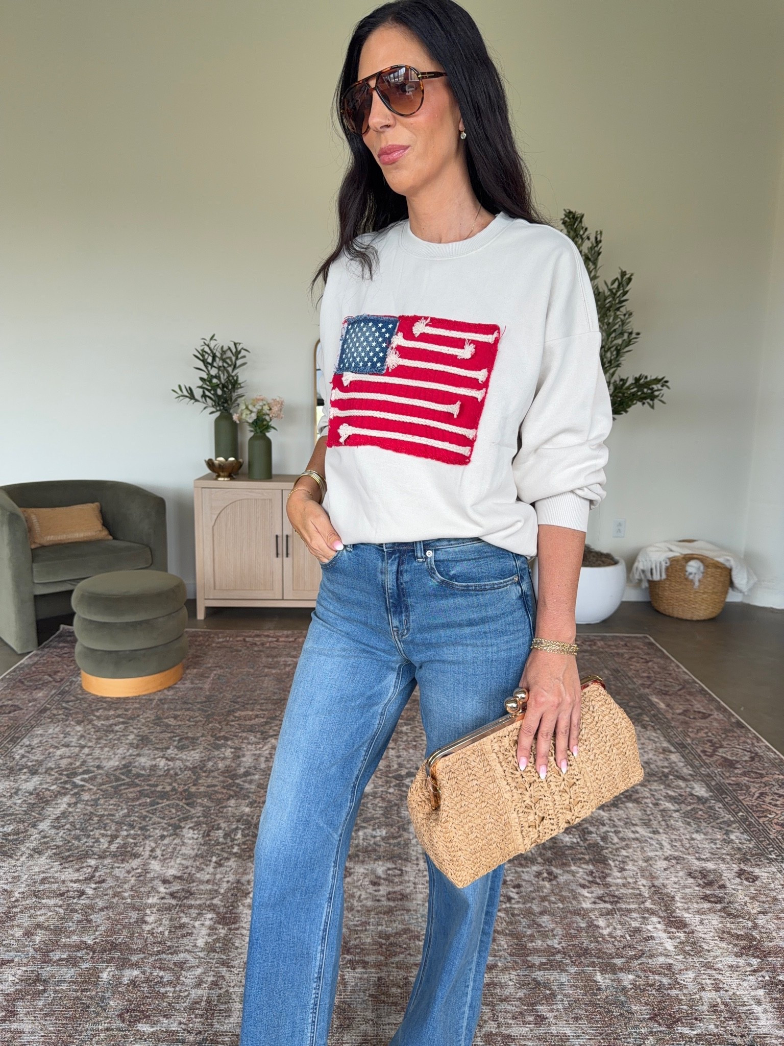@Target  Target Free People look for less 
$25 versus $158 
Wearing a size small and it’s the perfect size 
@Quince Quince denim wearing a size 27 in extra tall - the perfect stretch
@target #ad #sponsored

#LTKootd #LTKU #LTKOver40