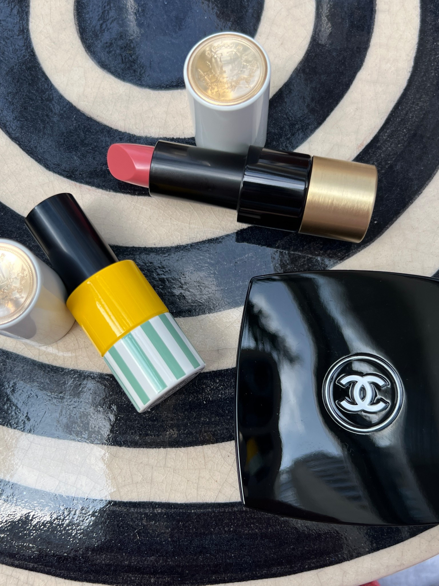 Pucker Up 🧡

#LTKFindsUnder100 #LTKBeauty #LTKParties