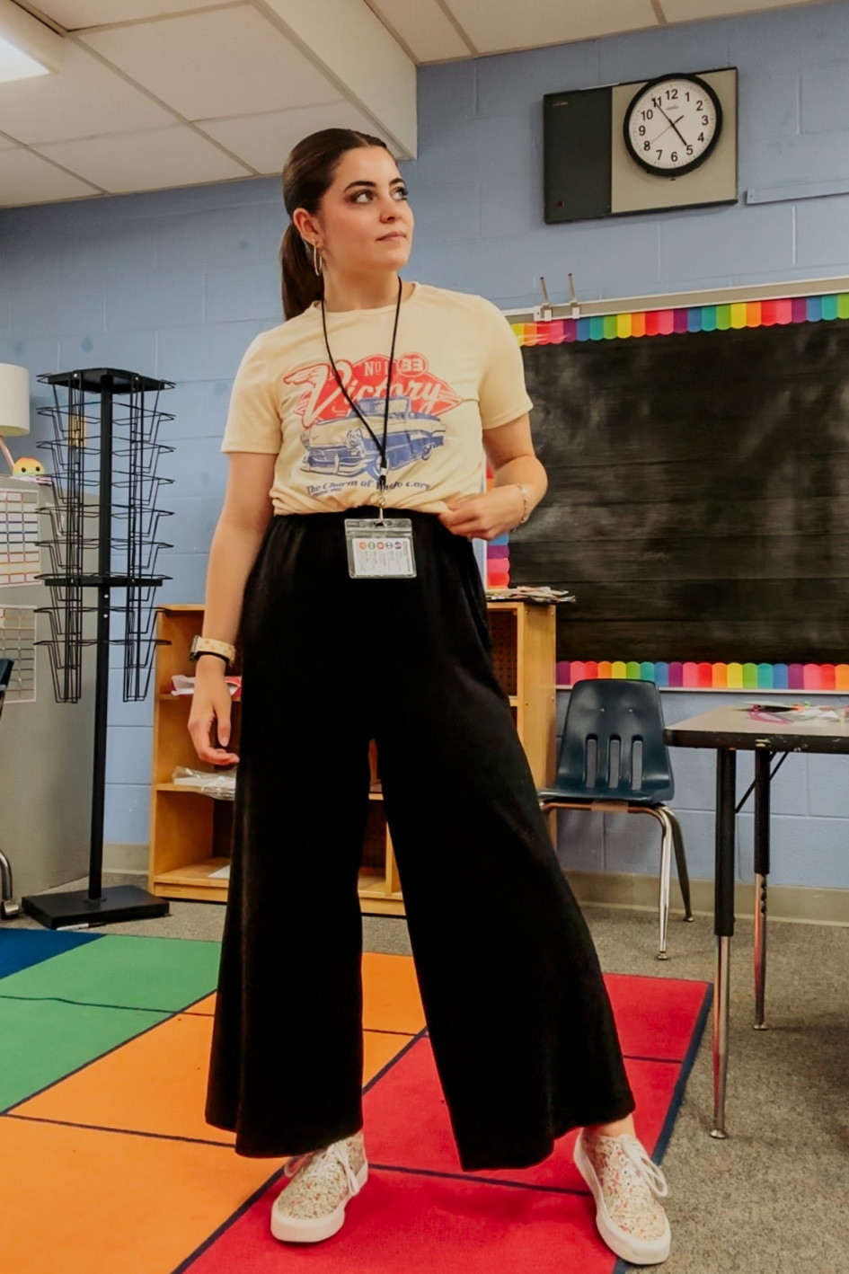 Fun teacher fit 💛
Shirt is S
Jumper S
Wearing Vans and Linked similar ones!

#LTKfindsunder100 #LTKfindsunder50 #LTKworkwear