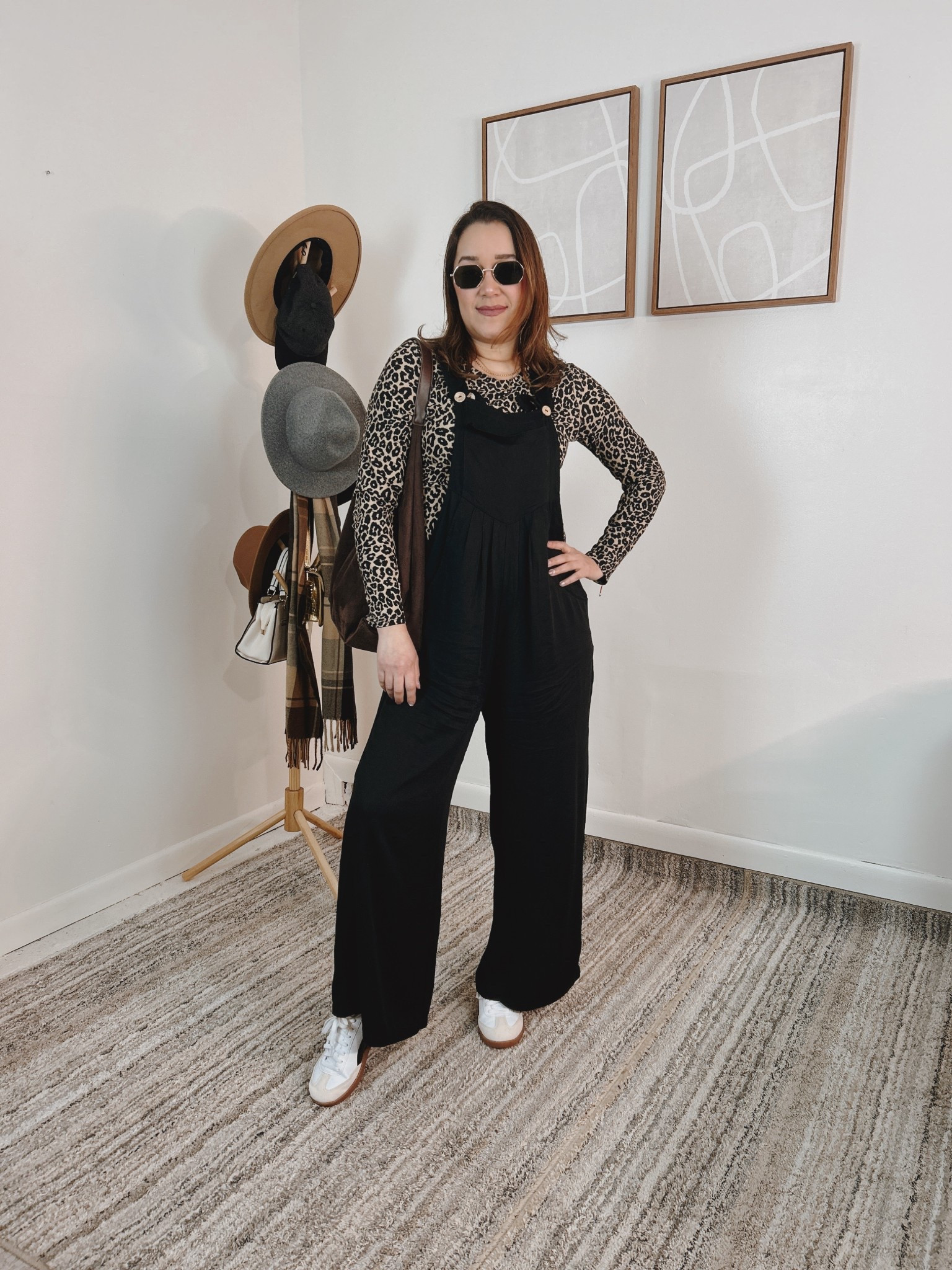 Jumpsuit size M

#LTKStyleTip #LTKOver40 #LTKActive