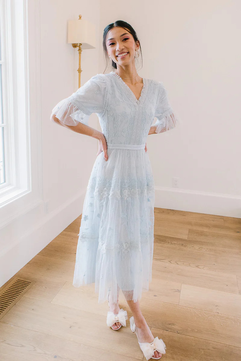 Jules Dress in Baby Blue | Ivy City Co