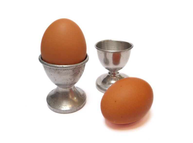 Vintage aluminum egg holders, Pair of egg cups, Egg cups vintage metal, Retro Breakfast Table, Re... | Etsy (US)