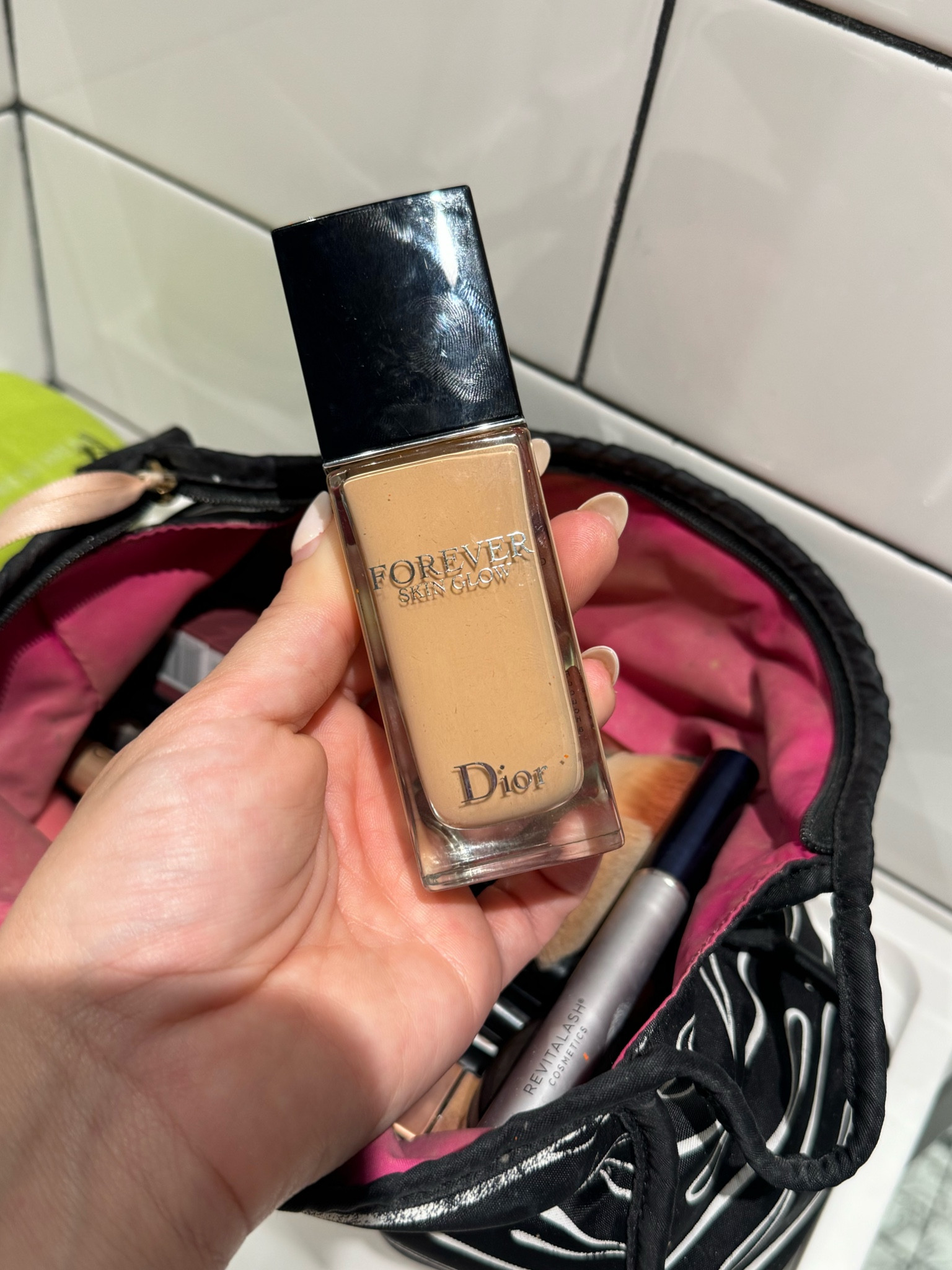 This foundation lasts the entire day and doesn’t look caked on! Very thin consistency that can be buildable for extra coverage  

Long wear foundation
Buildable coverage
Dior
Forever glow 

#LTKBeauty #LTKFindsUnder100