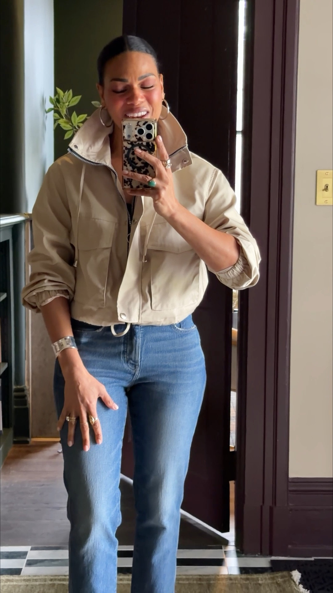 If you’re looking for a cropped spring jacket this one will scratch that itch! Went tts, it’s very cropped with a drawstring to cinch at the waist. Might get one size bigger for a little oversized look.





#LTKSaleAlert #LTKSeasonal #LTKootd