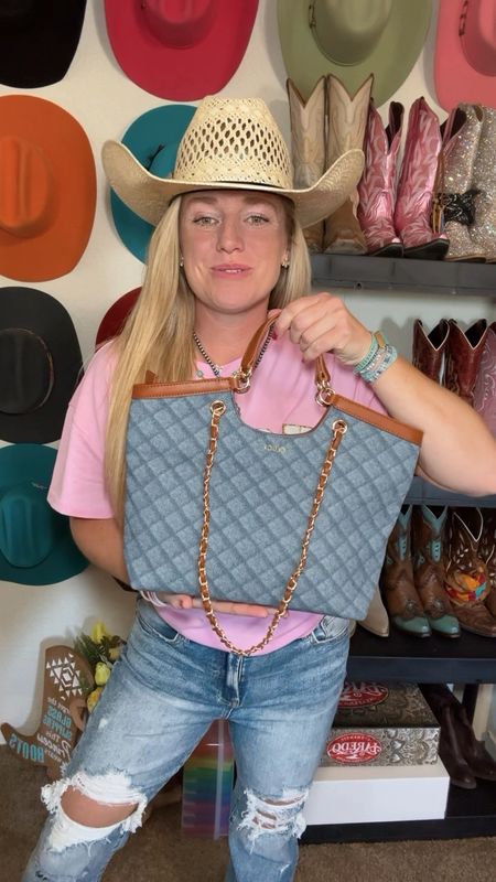 Western Purse
Cowgirl Purse


#LTKitbag #LTKfindsunder50