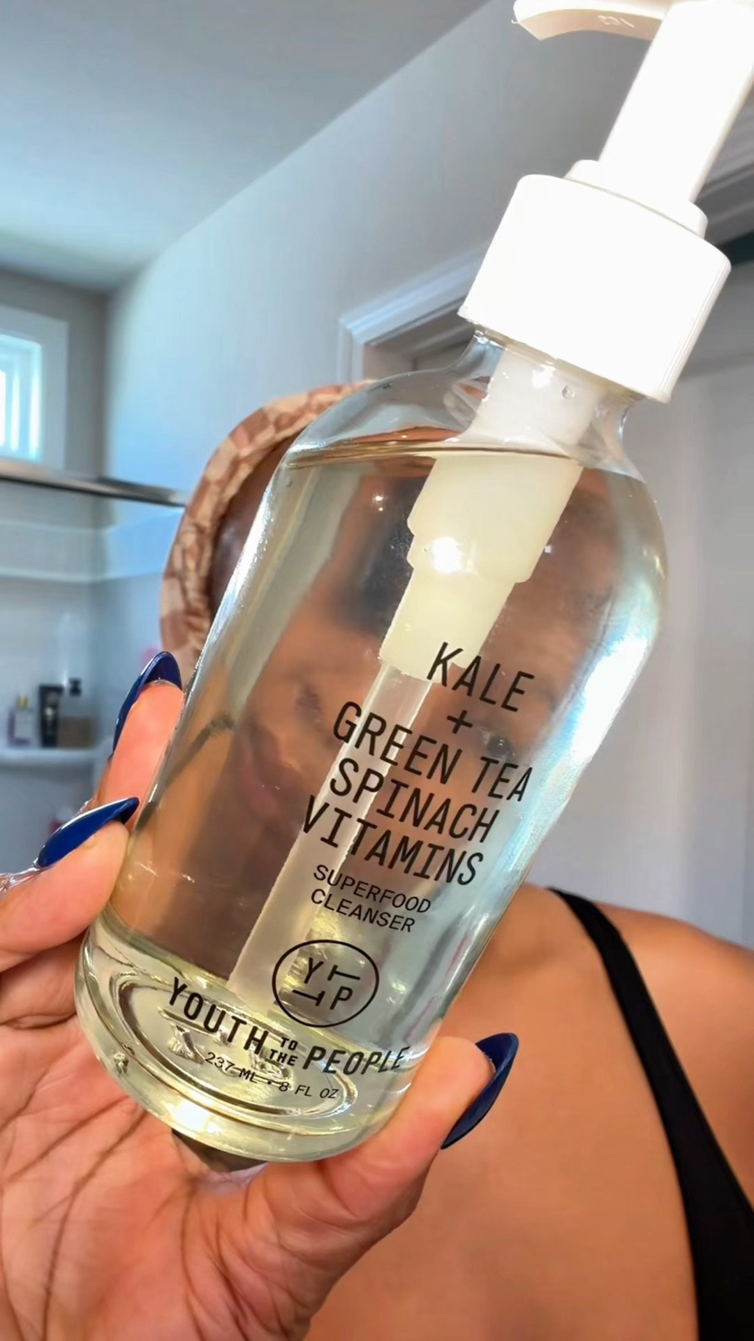 If you are looking for a good cleanser try this one by @Youth To The People #youthforthepeoplepartner #skin #cleanser #skincareroutine #favorite