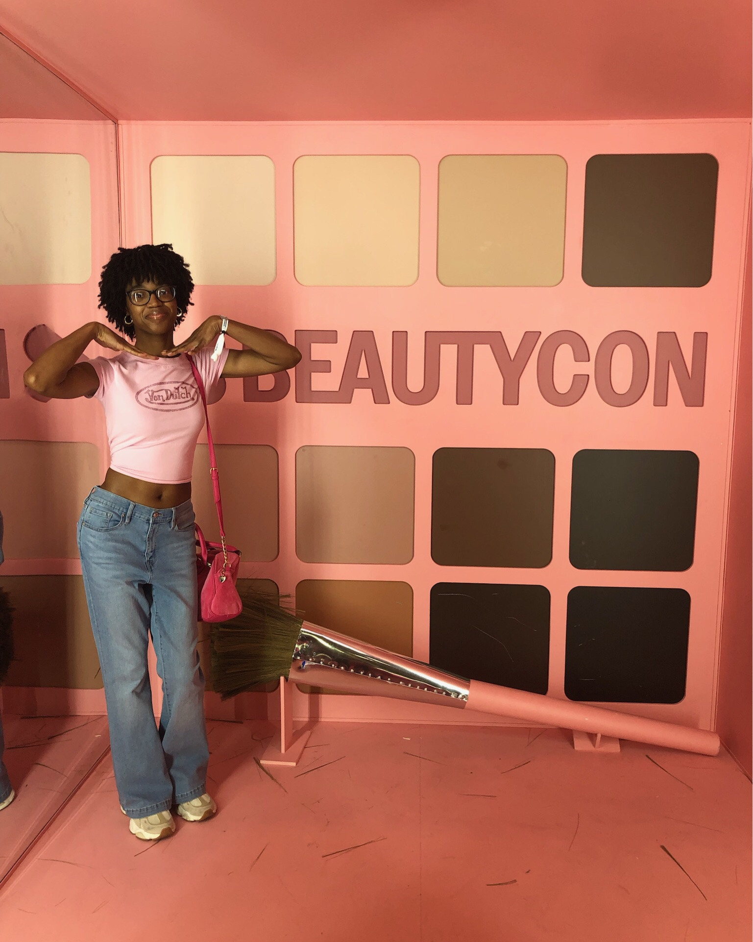 Weekend recap: Essence Fest Day 2

Outfit 3
Letter Bling Crop Top: Von Dutch + @tjmaxx 
High Waisted Flare Jeans: DKNY + Ross Dress For Less
Sneakers: Reebok + Ross Dress For Less
Hot Pink Velour Crossbody Satchel: Juicy Couture + @Marshalls 
Acrylic Swirl Snap Hoop Earrings: Time and True + Walmart

#LTKootd