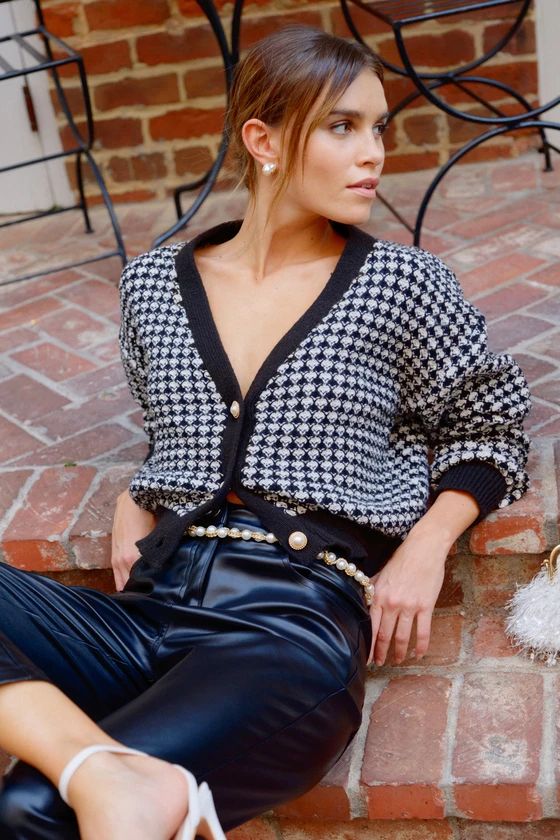 Exceptionally Iconic Black and White Houndstooth Cardigan | Lulus (US)