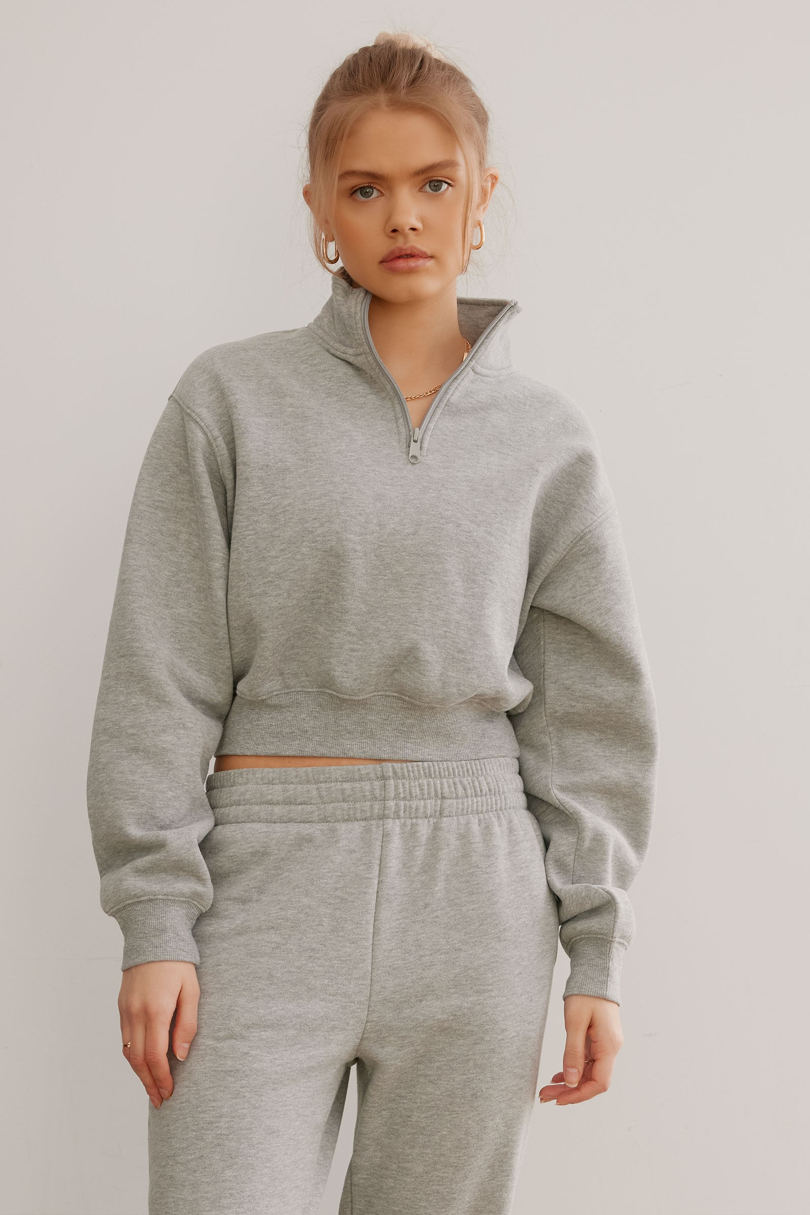 Cropped Half-Zip Mock Sweatshirt | Ardene
